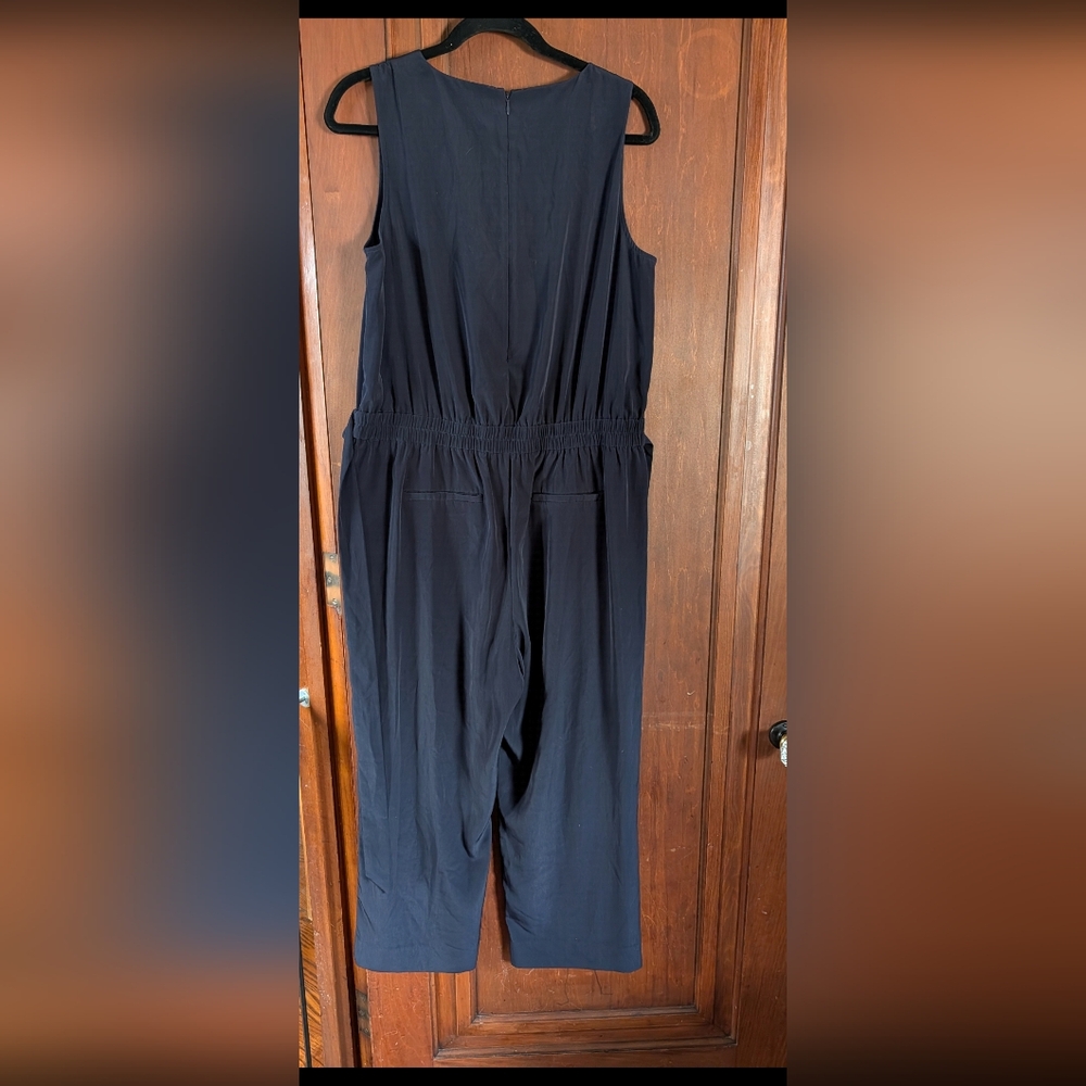 JCrew Sleeveless V-Neck Navy Jumpsuit 🩵 - Picture 3 of 7